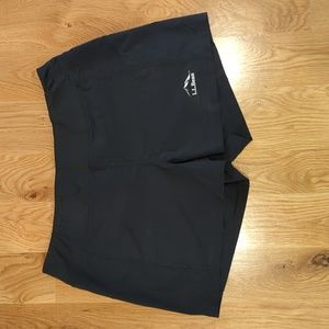 L.L. Bean Hiking Shorts - Women's Large